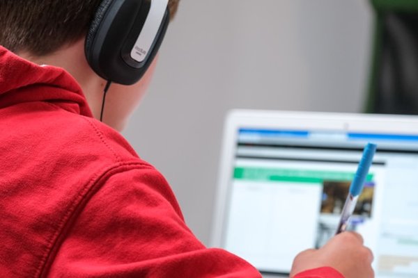 Boostez vos compétences avec l'apprentissage en ligne